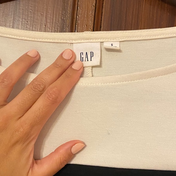 Gap B/W Block Mid-Length Shift Dress - Picture 5 of 6